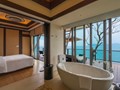 Three Bedroom Seaview Hill Pool Villa du Banyan Tree Lang Co