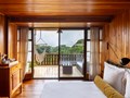 Peninsula Classic Room