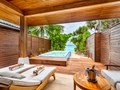 Beach Suite with Jacuzzi® 