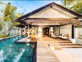 Earth Pool Residence