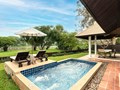 La piscine de la Two Bedroom Pool Villa