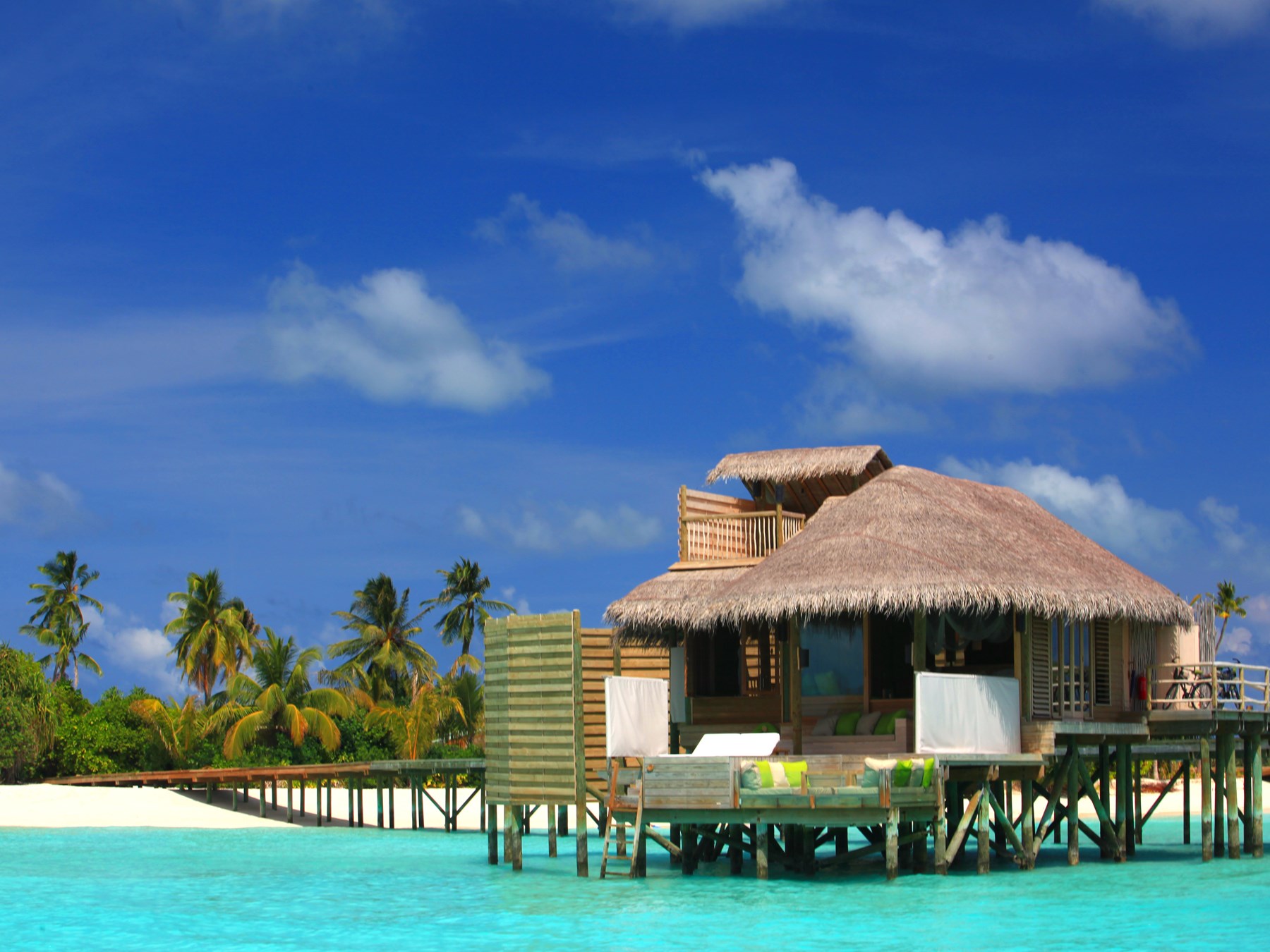 Les plus beaux pilotis aux Maldives Oovatu