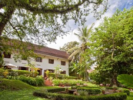 Jardin de l'hôtel 3 Nagas situé au Laos