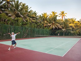Le court de tennis de l'hôtel Alphonse Island