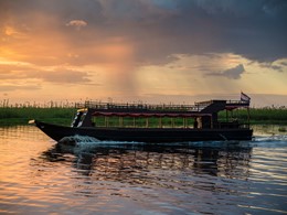 Naviguez à bord du bateau Aman au Cambodge