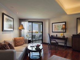 Junior River View Suite