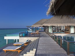 Two Bedroom Sunset Over Water Pool Residence