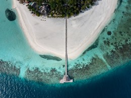 Un hôtel de charme niché ay bord d'un lagon turquoise