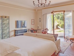 Deluxe Junior Suite with Garden