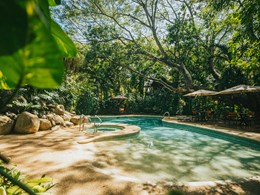 Profitez de la piscine relaxante