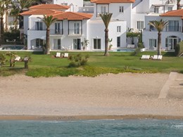 3 Bedroom Beach Villa Private Pool 