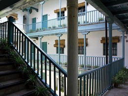 Vue des chambres de l'hôtel Hospes Las Casas del Rey de Baeza en Espagne