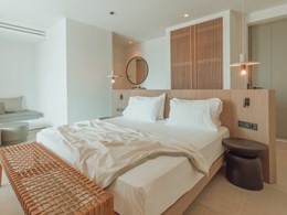 Junior Suite with Pool View