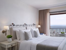 Exclusive Adult Deluxe Sea View