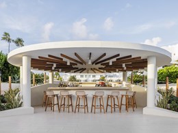 Aurora Anguilla, Bar Eventide