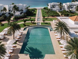 La piscine de l'hôtel Aurora Anguilla Resort & Golf Club aux Caraibes