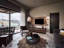 Luxury Family 2 Bedroom Suite Sea View with Outdoor Jacuzzi