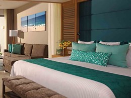  Preferred Club Junior Suite Swim Out Ocean View- Adults only (+13)