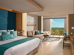  Family Junior Suite Garden View