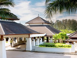 L'entrée de l'hôtel Dusit Thani Beach Resort situé à Krabi