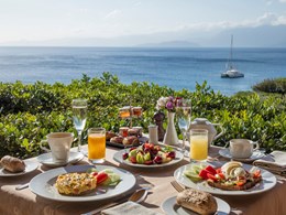 Copieux petit déjeuner au restaurant Deck