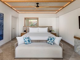 Beach Area Suite King