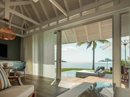 Premium Oceanfront Pool Villa