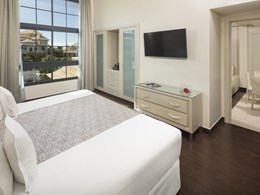 RedLevel Two-Bedroom Suite Resort View