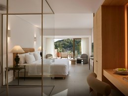 Deluxe Family Room Side Sea View 