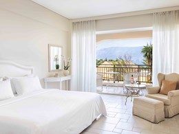 Panoramic Guestroom Sea View
