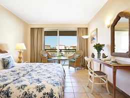 Family Room, Garden View 