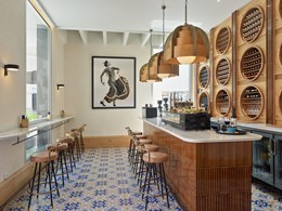 Tapas et vins locaux au Mundial Bar