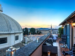 Splendide vue sur la capitale de l'Italie depuis l'Hôtel de Russie