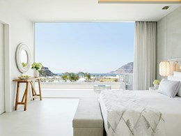 Deluxe Junior Suite Private Garden- Sea View