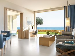 Deluxe Two Bedroom Family Suite Private Garden Sea View