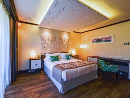 Classic Ocean & Moorea View Room Top Floor 