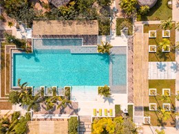 Profitez de la superbe piscine