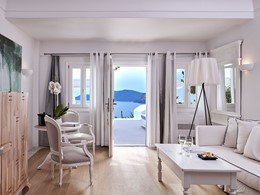 Suite Honeymoon de l'hôtel Kirini à Santorin