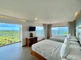 La Corner Sunset Ocean View Room 