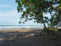 Sable doux et lagune paisible