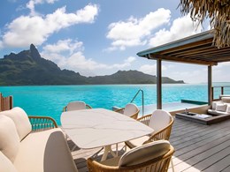 Royal Overwater Villa & Pool 