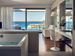 Honeymoon Suite Sea View with Private Pool