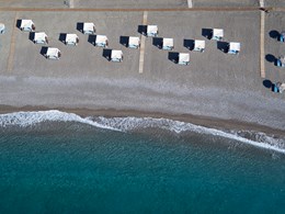 La plage privée de l'hôtel