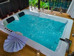 Le Bungalow Deluxe Jacuzzi entouré de nature