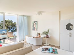 Extra ME + Junior Suite with Sea View and Terrace 