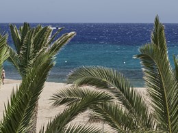 Accès direct à l'une des plus belles plages de l'île