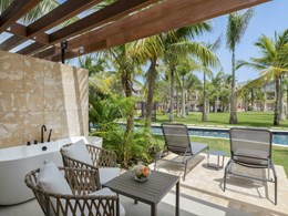 Preferred Club Family Junior Suite Pool Terrace 