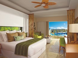 Preferred Club Junior Suite Pool View