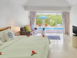 2 BR Beach Suite with Pool