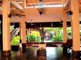 Le lobby de l'hôtel PadiVilla Resort & Spa